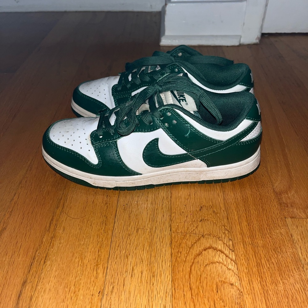 Nike Dunk Low Sneakers in Forest Green and White (Women’s Size 6)
